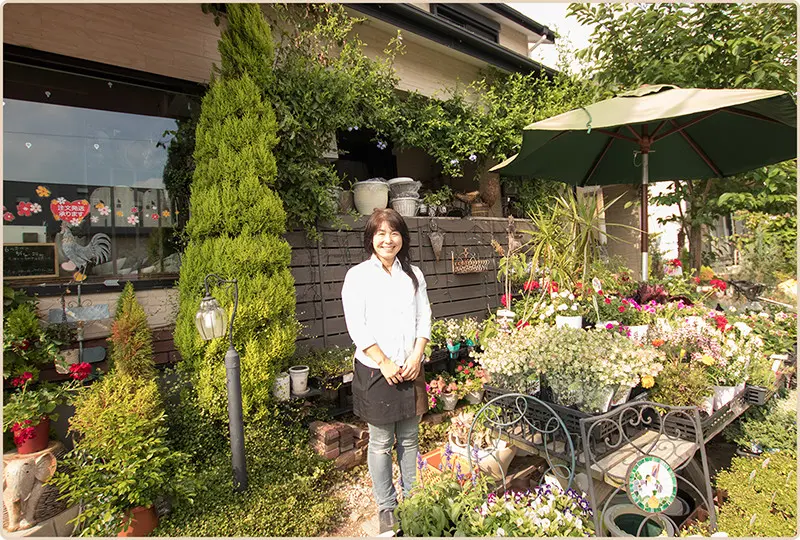 経済的にも家族のためにも自宅兼店舗でやった方が良いなという結論になり、新築を建てることを決めました